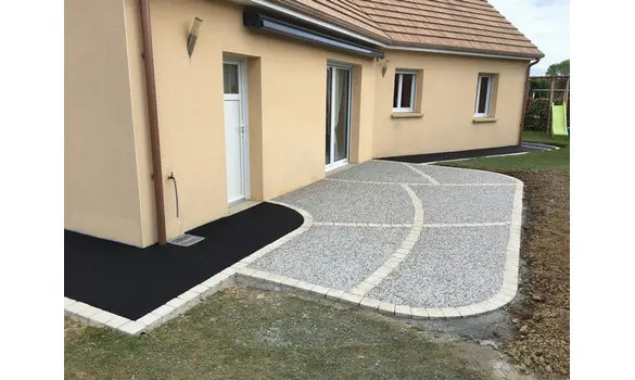 Béton désactivé et Enrobé noir